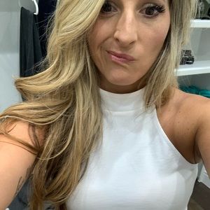 Meet your Posher, Angela